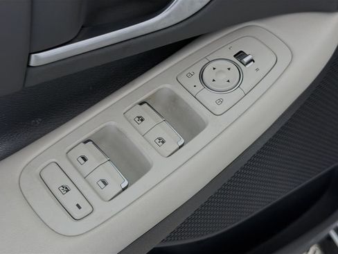 Used 2025 Hyundai Sonata SEL FWD image 20