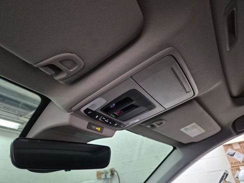 Used 2025 Honda Accord Touring image 14