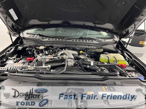 New 2025 Ford F350 Platinum w/ FX4 Off-Road Package image 24