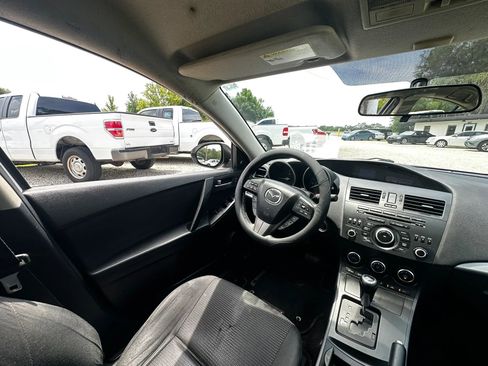 Used 2013 MAZDA MAZDA3 i Touring FWD image 27