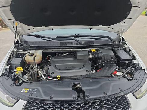 Used 2021 Chrysler Pacifica Touring-L FWD image 31