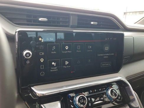 Used 2024 GMC Sierra 1500 Denali AWD/4WD image 25