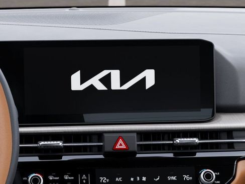 New 2026 Kia Sportage X-Line w/ X-Line Premium Package AWD/4WD image 20