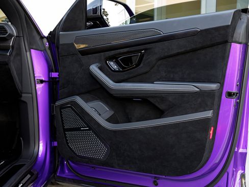 Used 2024 Lamborghini Urus Performante image 50