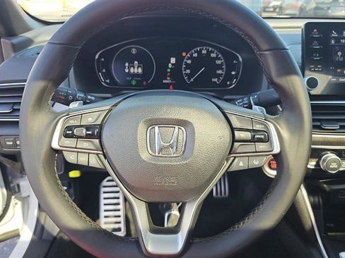 Used 2021 Honda Accord Sport image 6