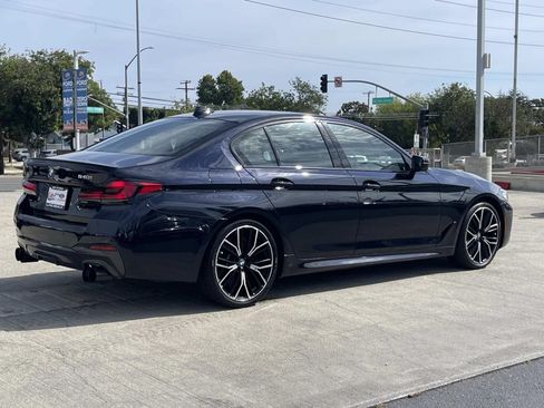 Used 2023 BMW 540i w/ M Sport Package RWD image 3