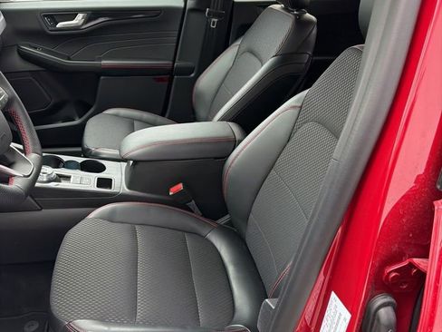 Used 2025 Ford Escape ST-Line Elite image 13