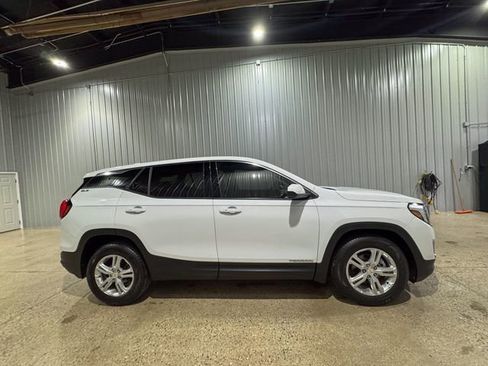 Used 2019 GMC Terrain SLE FWD image 7