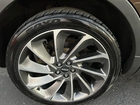 Used 2019 Lincoln Nautilus Reserve w/ Ultimate Package image 34