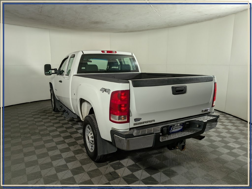 Used 2011 GMC Sierra 2500 W/T w/ Snow Plow Prep Package AWD/4WD image 4