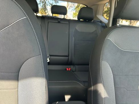 New 2026 Volkswagen Taos SE image 30