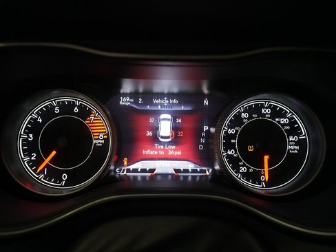 Used 2019 Jeep Cherokee Trailhawk w/ Comfort/Convenience Group image 2