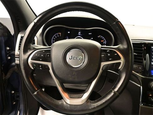 Used 2020 Jeep Grand Cherokee Limited w/ Luxury Group II image 23