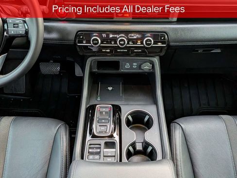Used 2025 Honda Pilot EX-L image 19