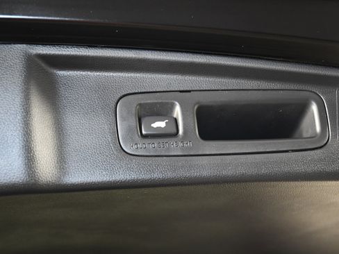 Certified 2024 Honda CR-V EX-L image 39