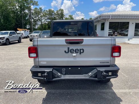 Used 2020 Jeep Gladiator Sport w/ Quick Order Package 24S AWD/4WD image 13