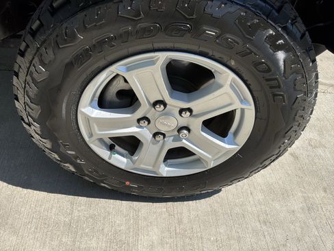 Used 2021 Jeep Wrangler Sport S image 13