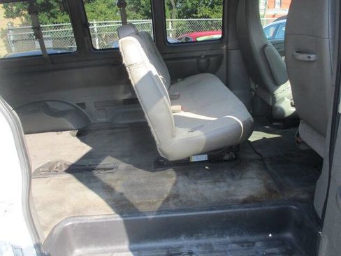 Used 2011 Chevrolet Express 1500 LT w/ LT Preferred Equipment Group image 6