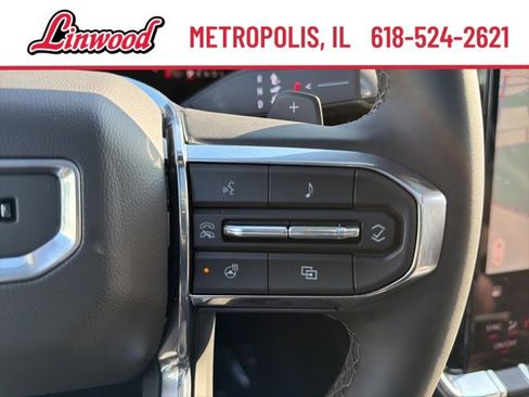 New 2026 GMC Yukon Denali w/ Sun & Power Step Package image 25