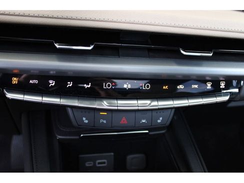 New 2024 Cadillac XT4 Luxury w/ Cold Weather Package image 11