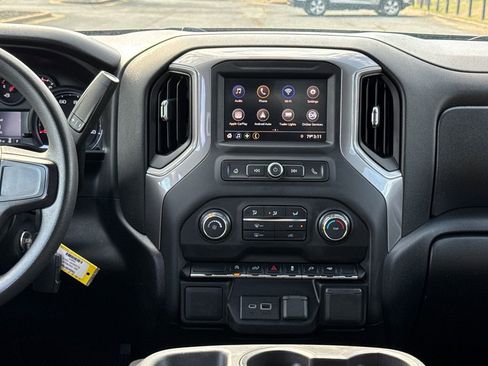 Used 2021 Chevrolet Silverado 1500 Custom image 17
