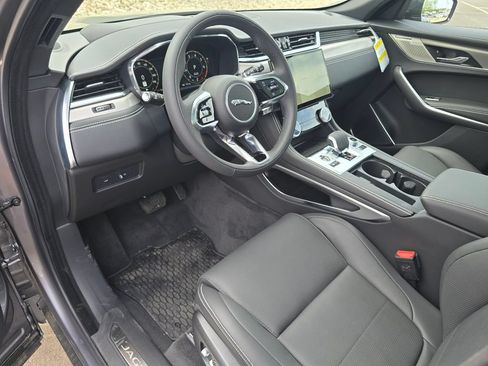 New 2026 Jaguar F-PACE R-Dynamic S AWD/4WD image 37