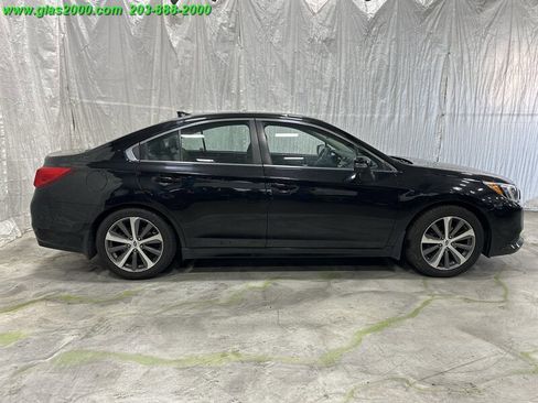 Used 2017 Subaru Legacy 2.5i Limited AWD/4WD image 14