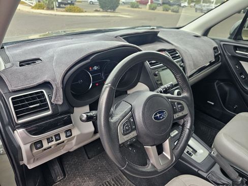 Used 2018 Subaru Forester 2.5i Limited AWD/4WD image 23