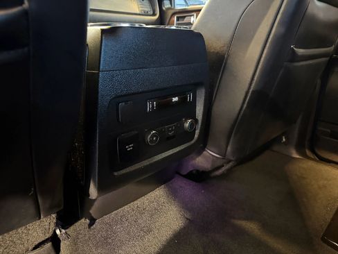 Used 2017 Lincoln Navigator L Select AWD/4WD image 24