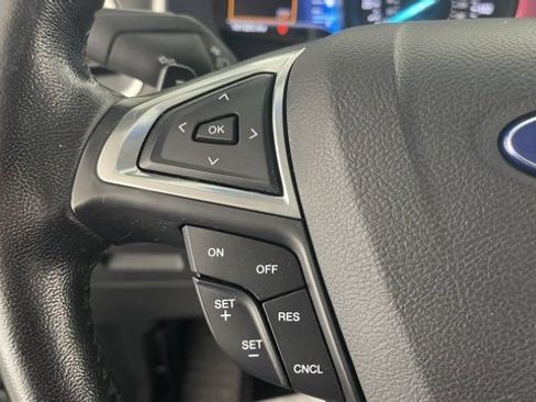 Used 2016 Ford Edge SEL w/ Equipment Group 201A image 38