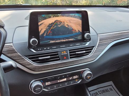 Used 2020 Nissan Altima 2.5 SL image 14