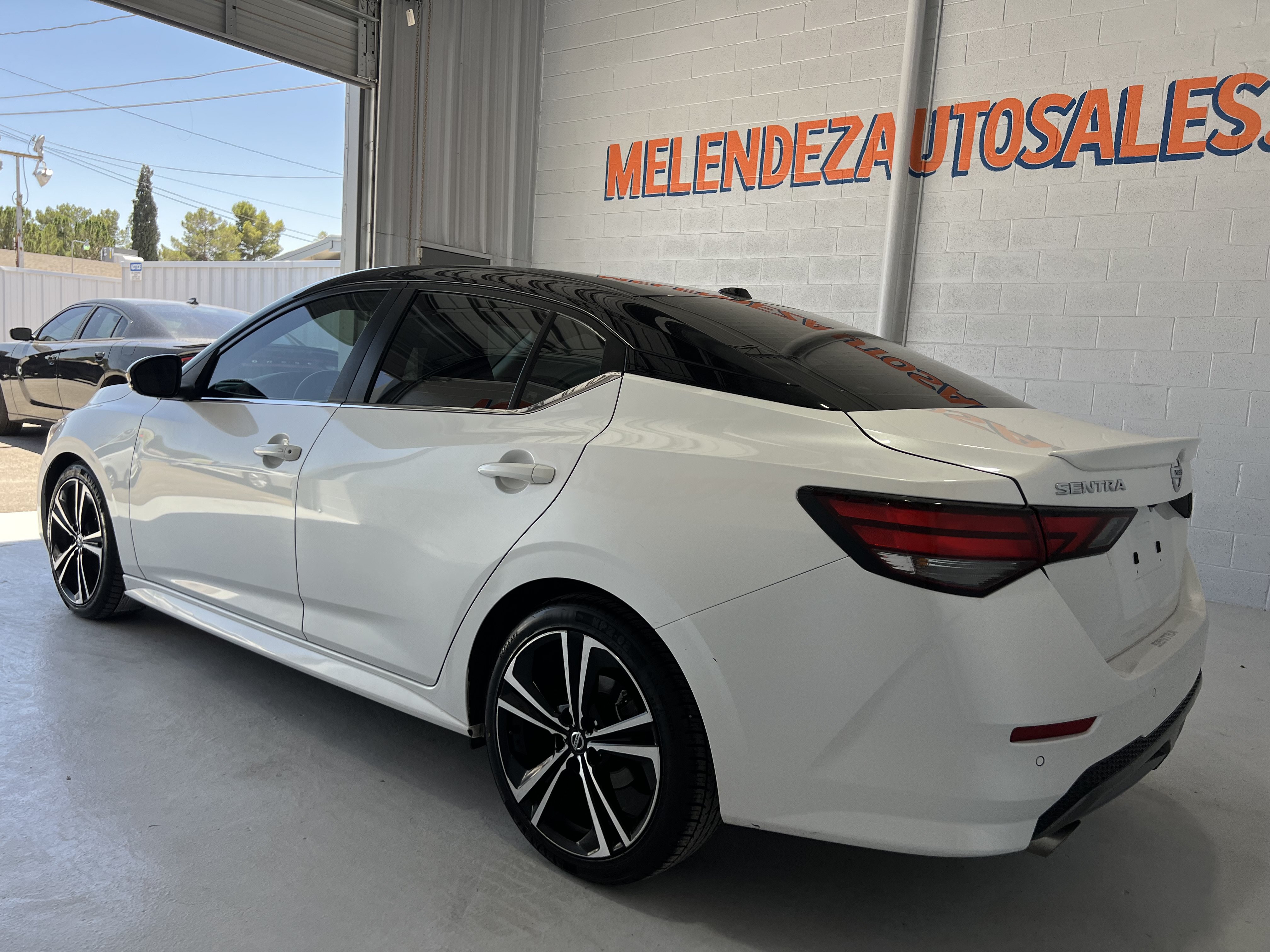 Used 2023 Nissan Sentra SR FWD image 12