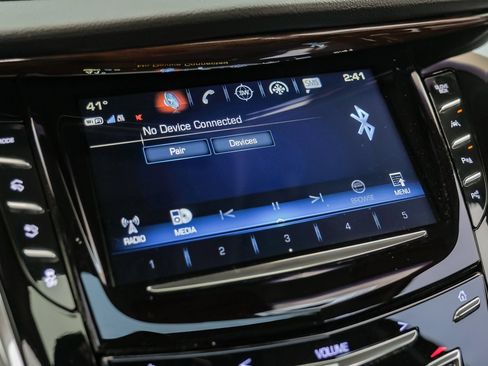 Used 2017 Cadillac Escalade ESV Luxury image 31