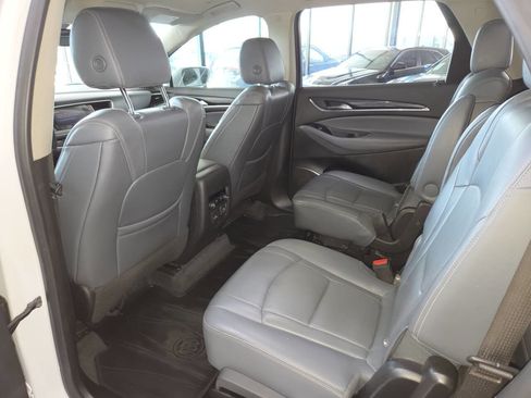 Used 2020 Buick Enclave Essence w/ Sound and Sites Package FWD image 21