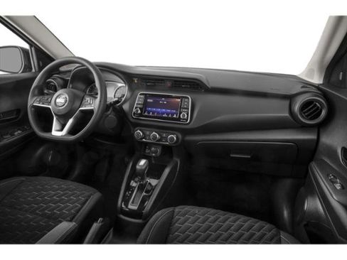 Used 2021 Nissan Kicks S image 18