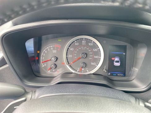 Used 2022 Toyota Corolla SE w/ SE Premium Package image 17