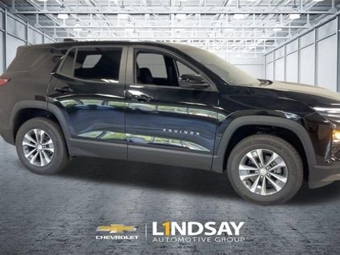 New 2026 Chevrolet Equinox LT AWD/4WD image 3