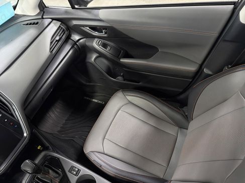 Certified 2024 Subaru Crosstrek 2.5i Limited w/ Crosstrek Mirror Package image 12