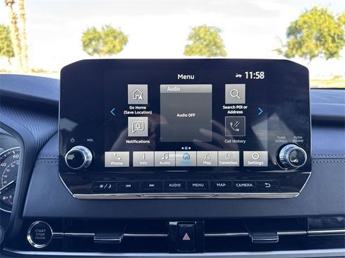 Used 2024 Mitsubishi Outlander SE Black Edition image 18