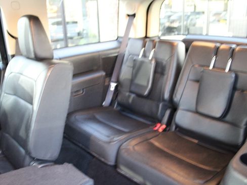 Used 2019 Ford Flex Limited AWD/4WD image 14