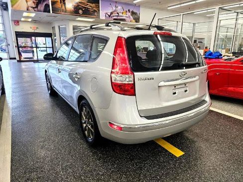 Used 2012 Hyundai Elantra w/ Preferred Pkg image 6