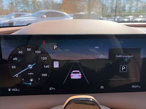 Used 2025 Genesis G80 2.5T image 10