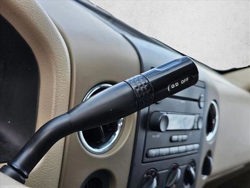 Used 2007 Ford F150 XLT image 16