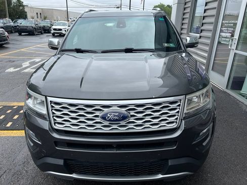 Used 2016 Ford Explorer Platinum AWD/4WD image 2