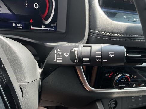 Used 2026 Nissan Rogue SL FWD image 32