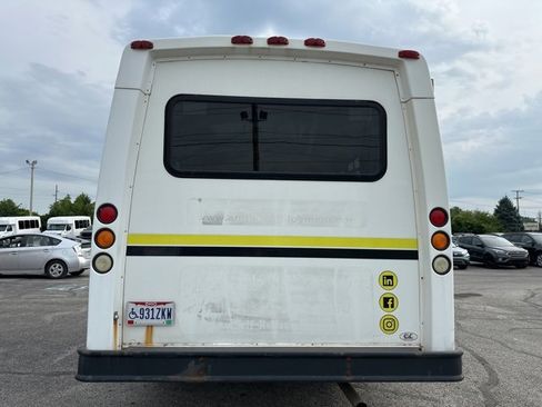 Used 2008 Ford E-350 and Econoline 350 Super Duty image 6