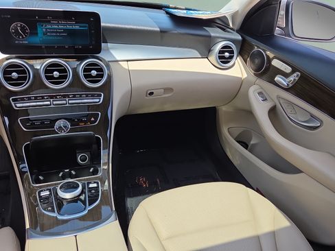 Used 2019 Mercedes-Benz C 300 Sedan image 14