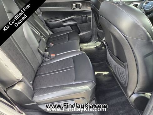 Certified 2025 Kia Sorento S image 17