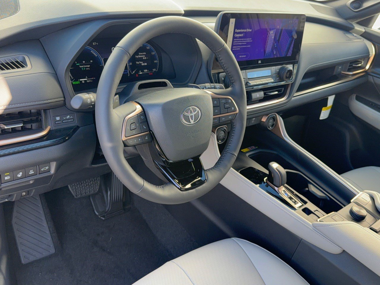 New 2026 Toyota Grand Highlander AWD Hybrid image 4