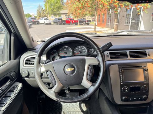 Used 2013 Chevrolet Silverado 1500 LTZ AWD/4WD image 15